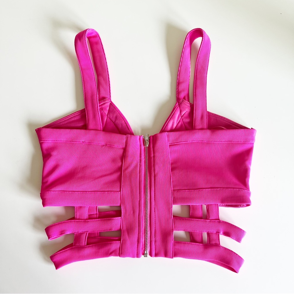 Tobi Caged Plunging V-Neck Crop Top Bright Barbie Pink XS - Picture 6 of 7